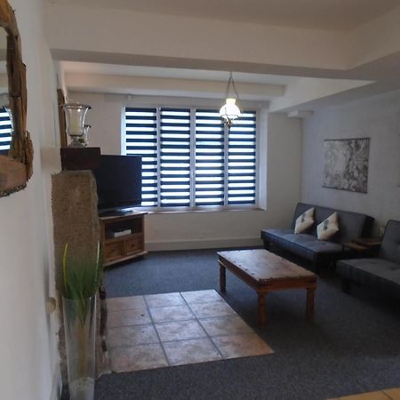 Villa Moulin des Forges à Moutier-Malcard Extérieur photo