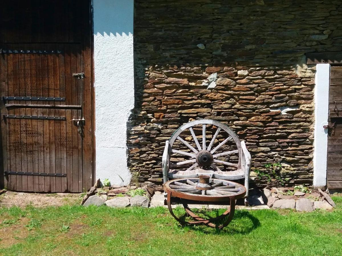 Villa Moulin des Forges à Moutier-Malcard Extérieur photo