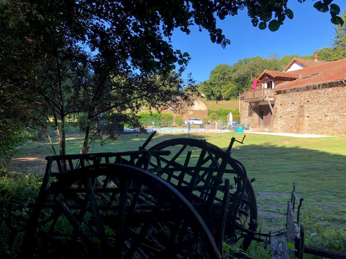 Villa Moulin des Forges à Moutier-Malcard Extérieur photo